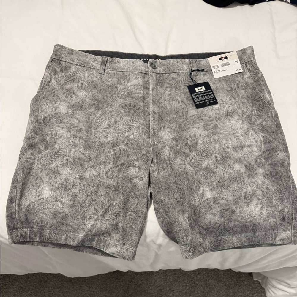 Joseph Abboud Mens shorts - 42 
New with tags. Never worn.